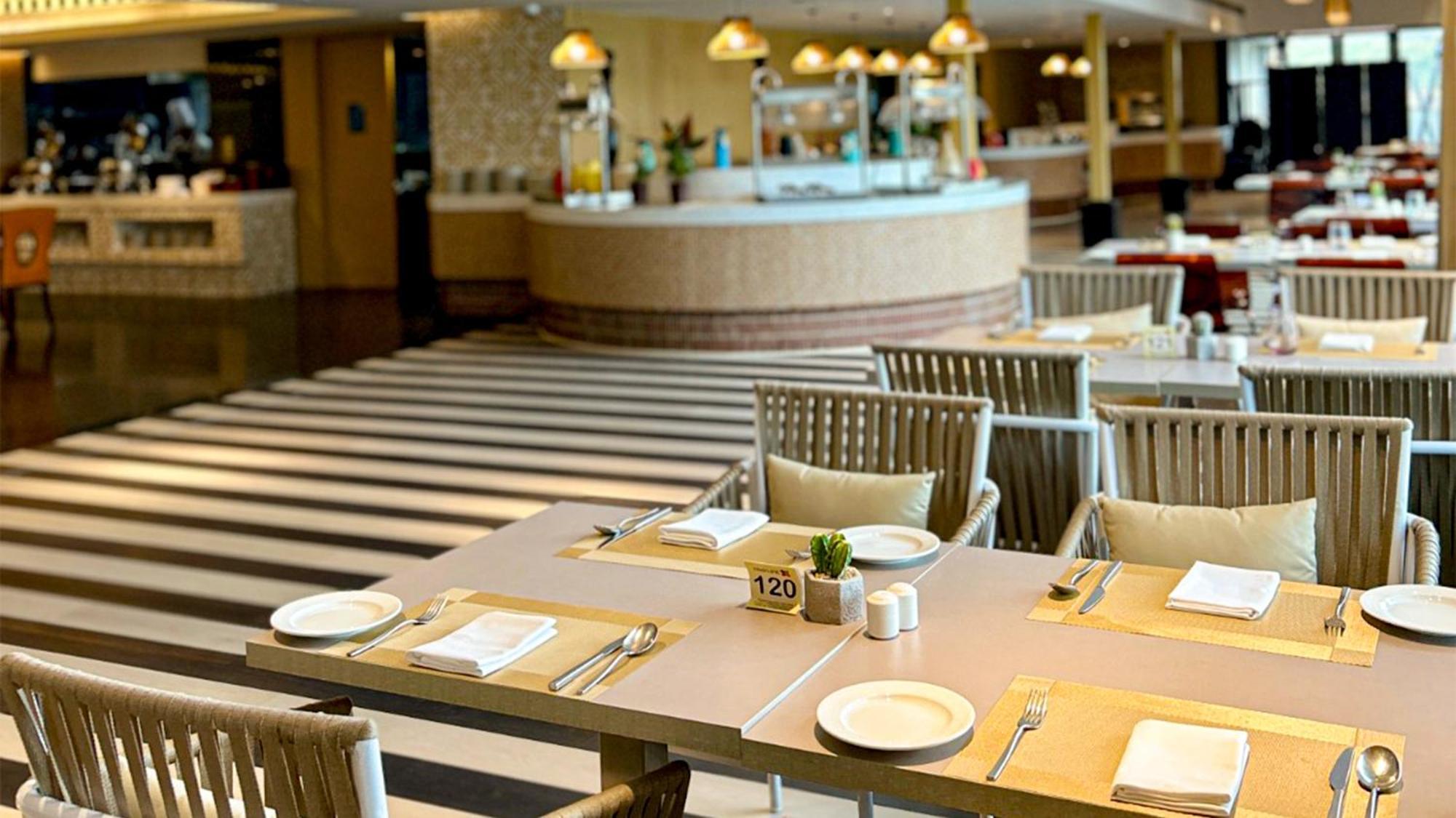 ホテル クラウン プラザ コチ Kochi エクステリア 写真 The restaurant